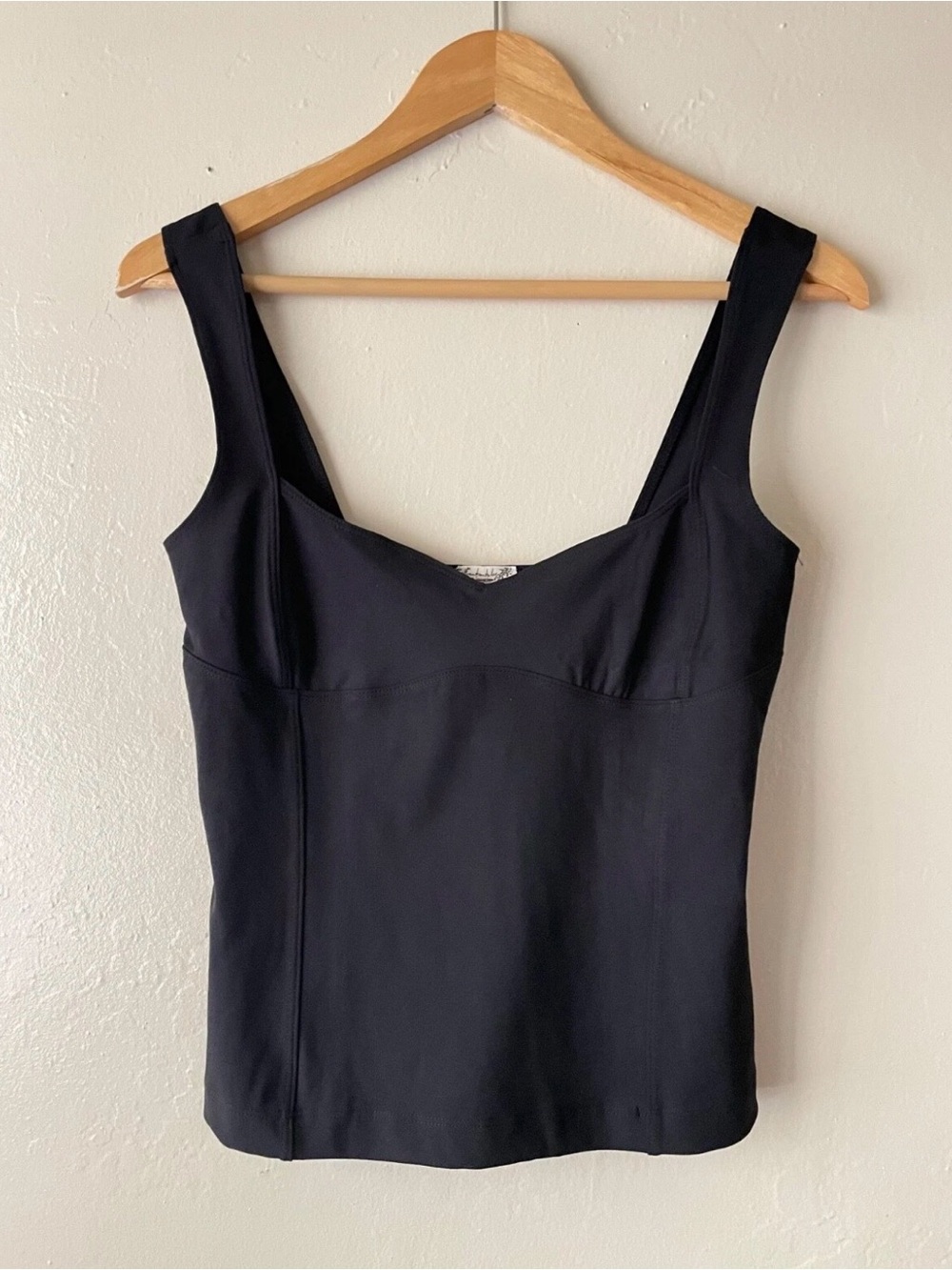Free People Intimately NWT women sleeveless Crop Tank Top Size M Black Festival